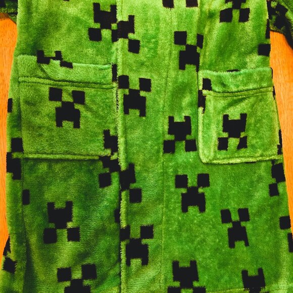 Minecraft CREEPER ROBE ~ Size 10 ~ Green Black Bathrobe Plush Fleece PJ ~ Mojang - Picture 4 of 10